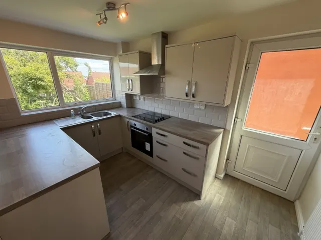Photo 2 — 19 Moray Close Hurst Green, Halesowen, West Midlands, B62 9PP, UK