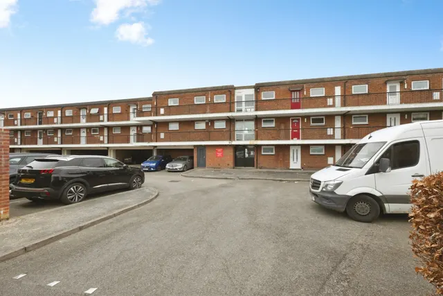 Chaucer Way, Hoddesdon, photo 1