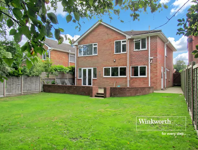 Photo 3 — Matlock Road, Ferndown, Dorset, BH22