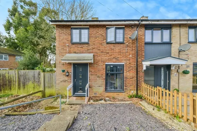 Fallowfield, Stevenage, photo 1