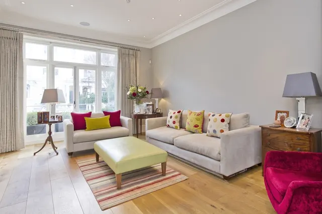 Elgin Crescent London W11, photo 1