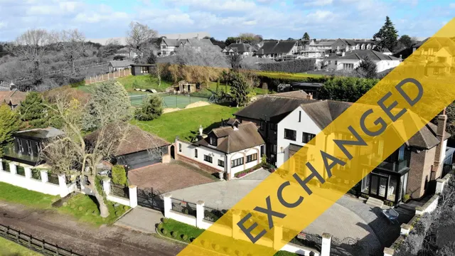 Woodman Lane, Chingford, E4, photo 2