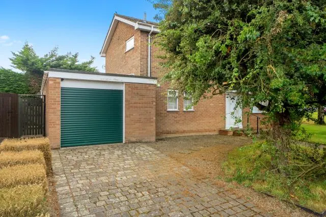Moorland Road, Witney, OX28, photo 2
