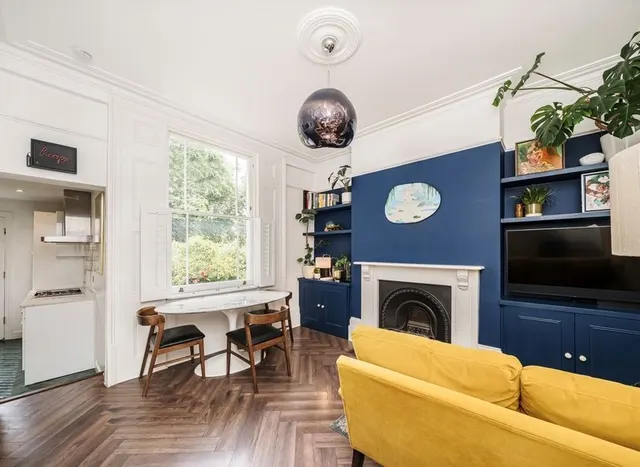 Photo 3 — Pelham Road, Wimbledon, SW19