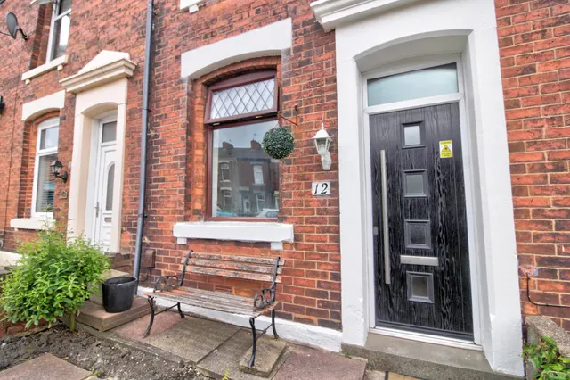 Kings Bridge Street, Blackburn, BB2, photo 1