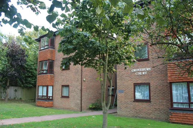 Broomfield Road, DA6, photo 1