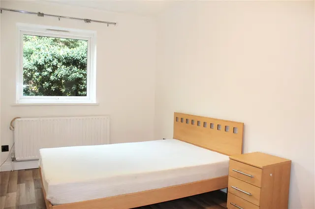 Broomfield Road, DA6, photo 3