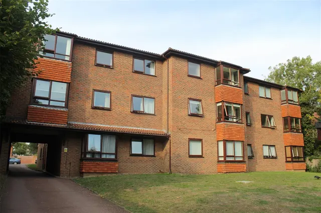 Broomfield Road, DA6, photo 2