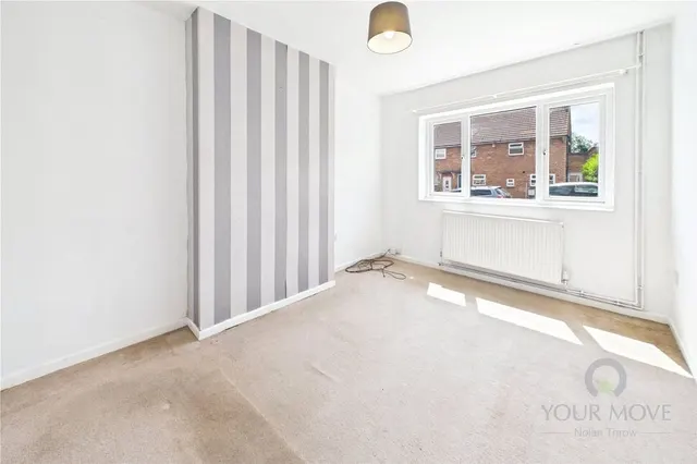 Manor Road, Rothwell, NN14, photo 2