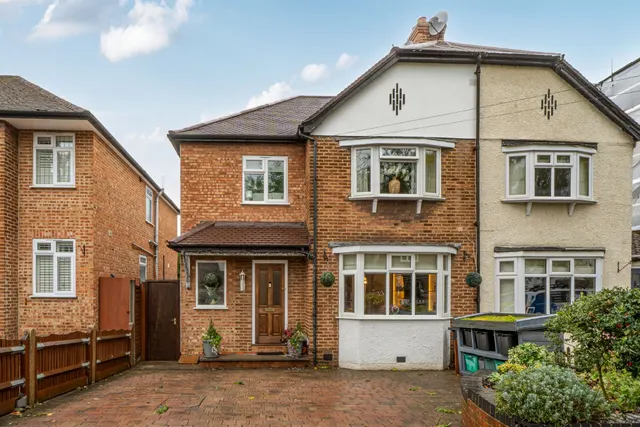 Everard Avenue, Bromley, BR2, photo 1