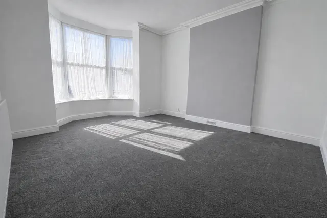 Sutton Road, Walsall, WS1, photo 1