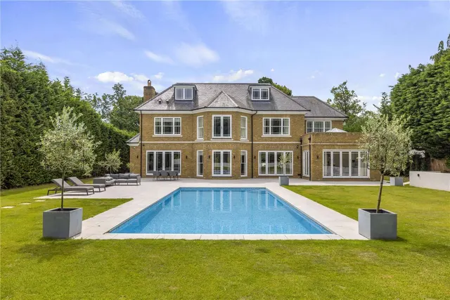 Sunning Avenue, Sunningdale, Berkshire, SL5 9PN, photo 1