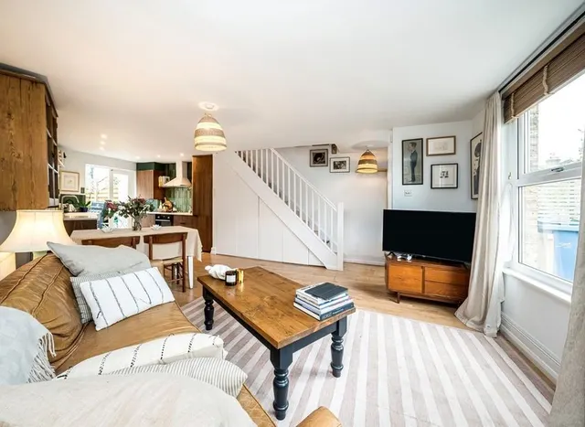 Photo 3 — Ansdell Road, Peckham, SE15