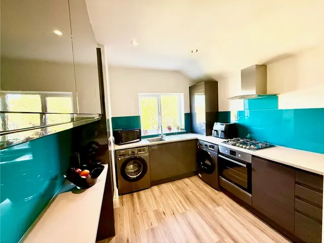 Gordon Road, Middlesex Ashford, TW15, photo 3