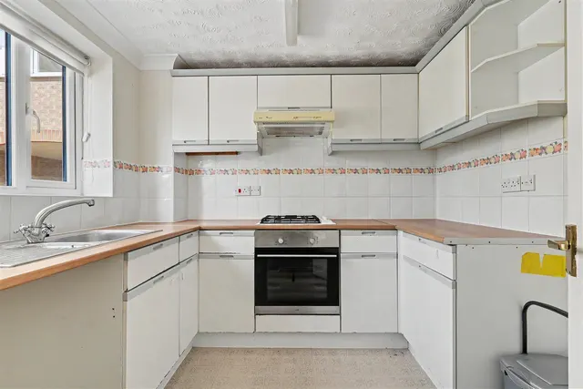 Blackthorn Court, Soham, CB7, photo 3