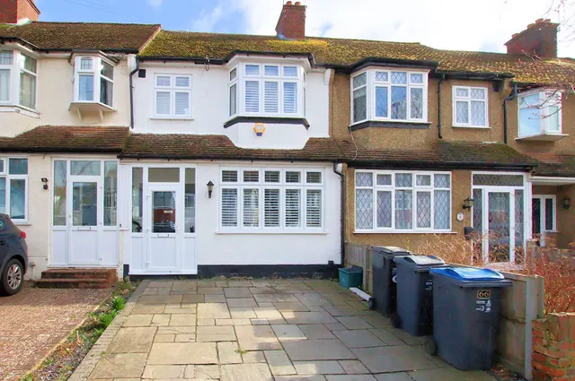 Verdayne Avenue, Croydon, Croydon, CR0 8TS, photo 1