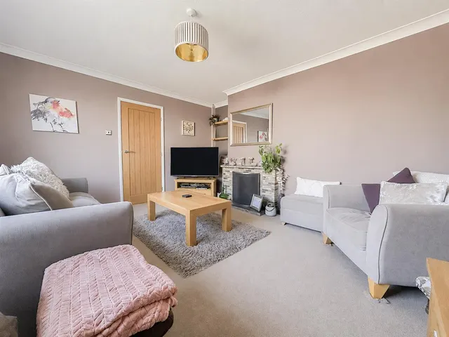 Photo 3 — Filsham Drive, Bexhill-On-Sea, East Sussex, TN40 2RX