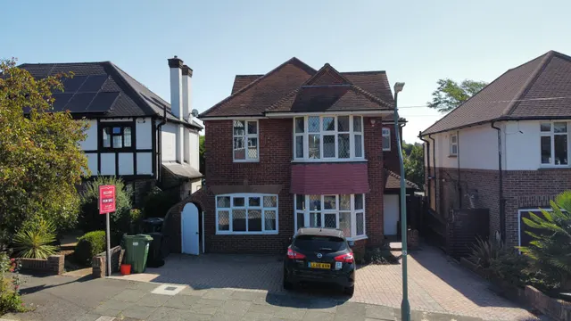 Woodland Avenue, Hove, BN3, photo 1