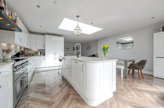 Photo 2 — Cedar Lawn Avenue, Barnet, Hertfordshire, EN5 2LP