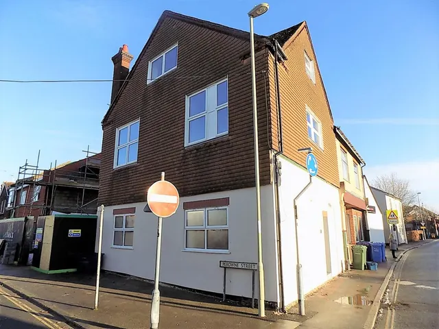 Queens Road, Aldershot, GU11, photo 1