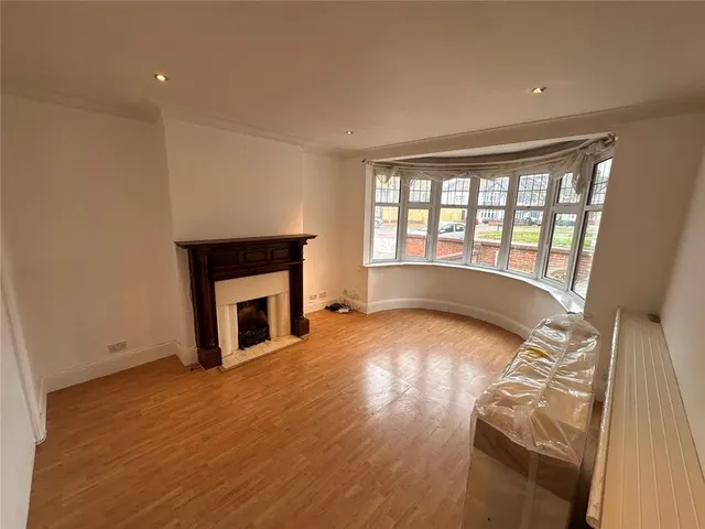 Photo 2 — Elgar Avenue, Surbiton, KT5