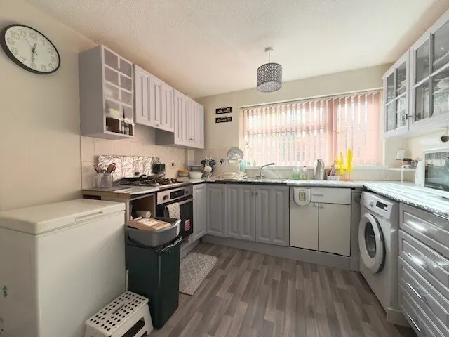 Greenfinch Road, Castle Bromwich, B36, photo 2