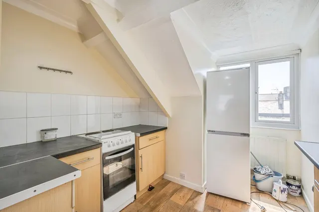 Hill Park Crescent, Mutley, PL4, photo 3
