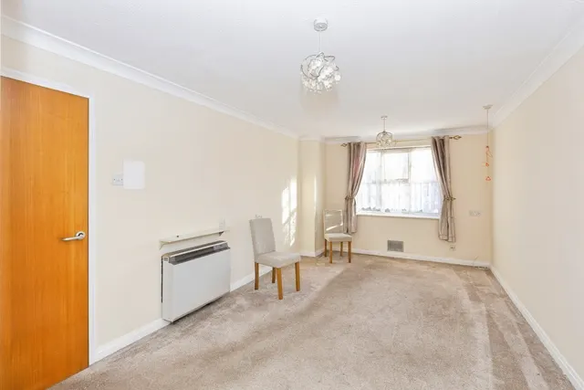 Photo 3 — Longbridge Road, Barking, IG11