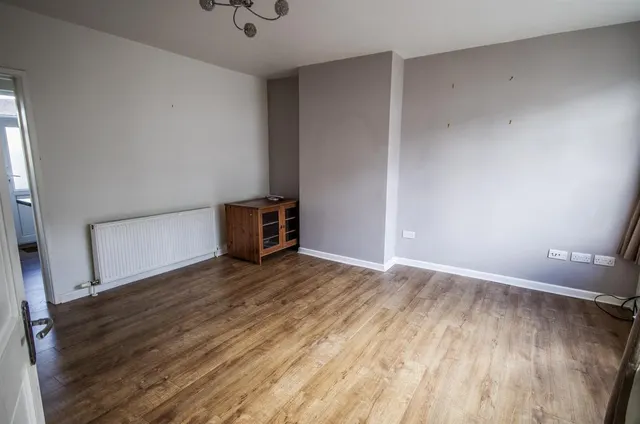 Lawrence Grove, Dursley, GL11, photo 2
