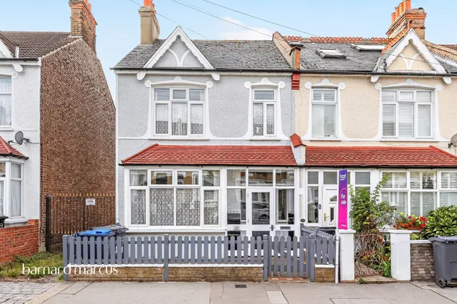 Howberry Road, Thornton Heath, photo 1