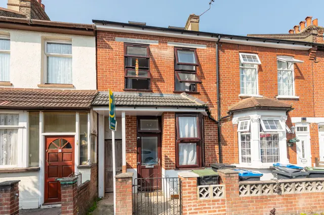 Thornton Heath, CR7, photo 1