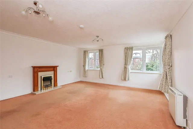 Photo 3 — Bartin Close, Sheffield, South Yorkshire, S11