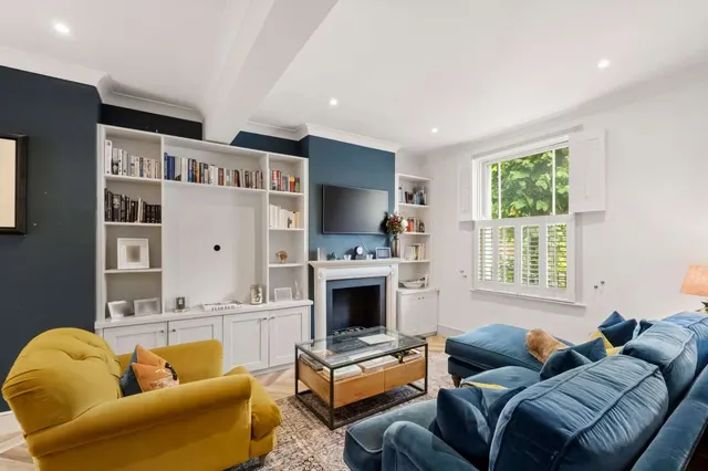 Ashbury Road, London, SW11, photo 3