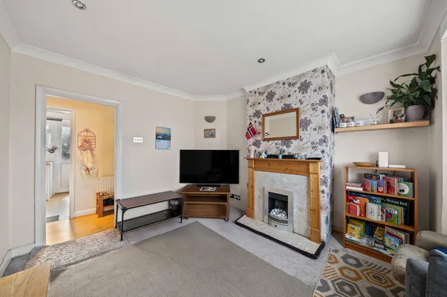 Photo 3 — Alberta Avenue Cheam, Sutton SM1 2LQ
