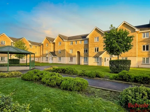 Lloyd Close, Cheltenham, GL51, photo 1