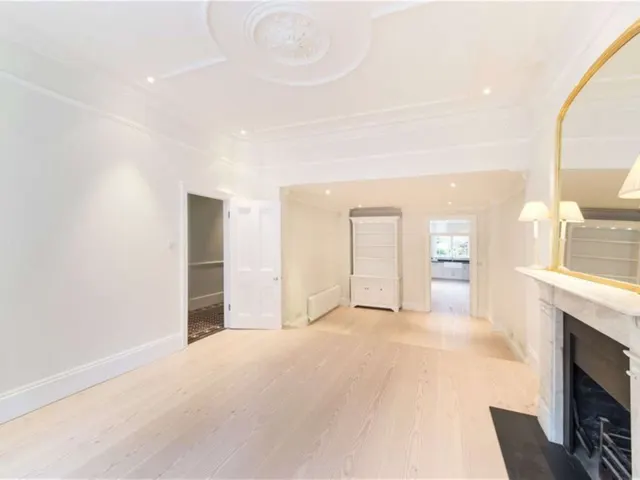Baronsmead Road, London, SW13, photo 3