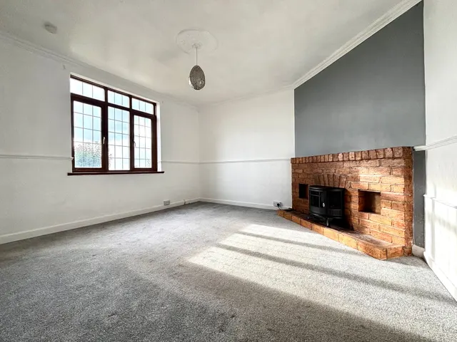 Kings Lane, Stratford-upon-Avon, CV37, photo 2