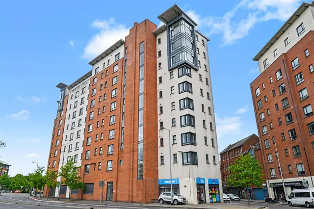 College Avenue, Belfast, BT1, photo 1