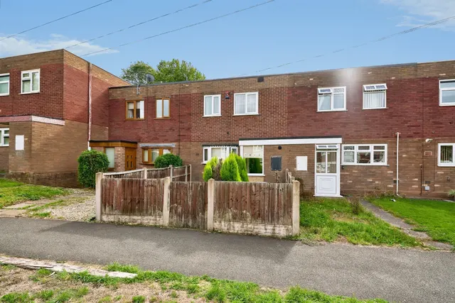 Willenhall Street, Wednesbury, WS10, photo 1