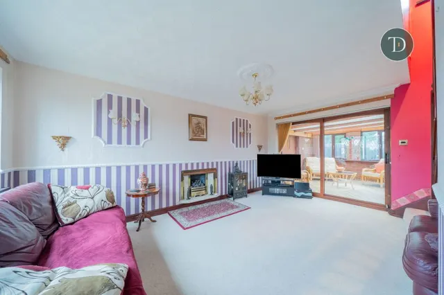 Photo 3 — Green Lane, Great Sutton, CH66 4LG