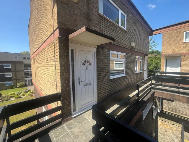 Wolverhampton Road, Oldbury, photo 1