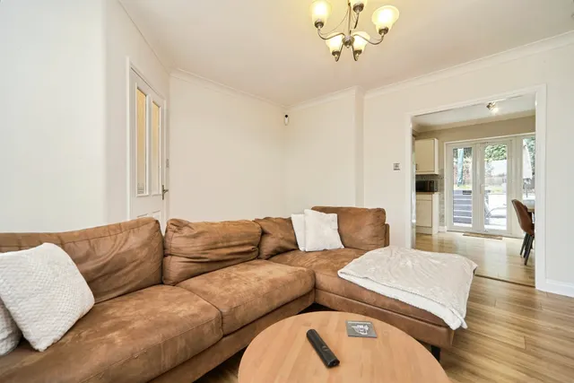 Photo 2 — Armley Grange Avenue, Leeds