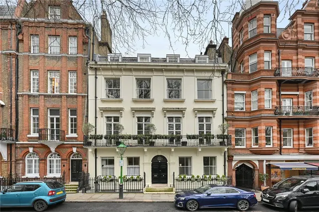 Kensington Square, Kensington, W8, photo 1