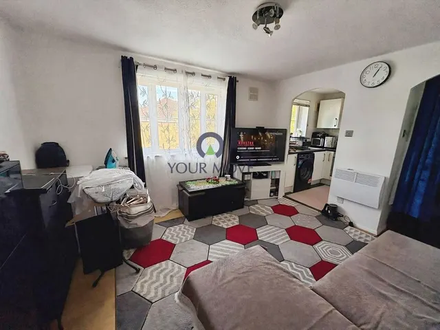 Chipstead Close, Sutton, SM2, photo 2