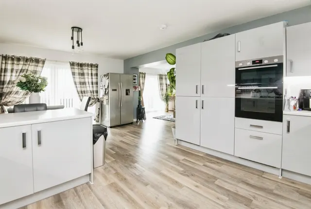 Charter Road, Axminster, EX13, photo 3