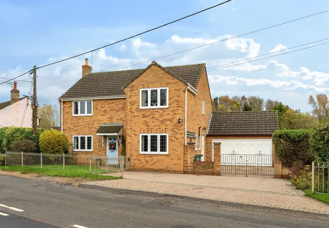 The Bank, Somersham, PE28, photo 1