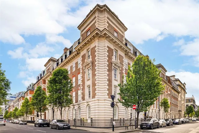 Weymouth Street, London, W1W, photo 3