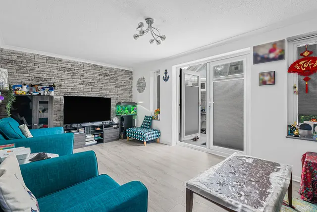Silicon Court, Shenley Lodge, MK5, photo 2