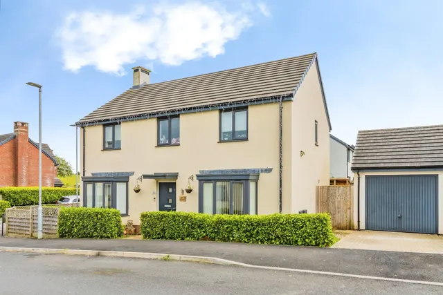 Oathills Crescent, Paignton, TQ4, photo 1