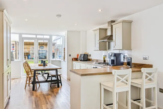 Oathills Crescent, Paignton, TQ4, photo 3